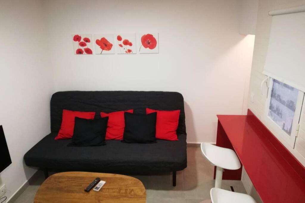 M1 Cool Loft 1 Min Walk To Metro 15 Min Center By Metro Lägenhet Esplugues de Llobregat Exteriör bild
